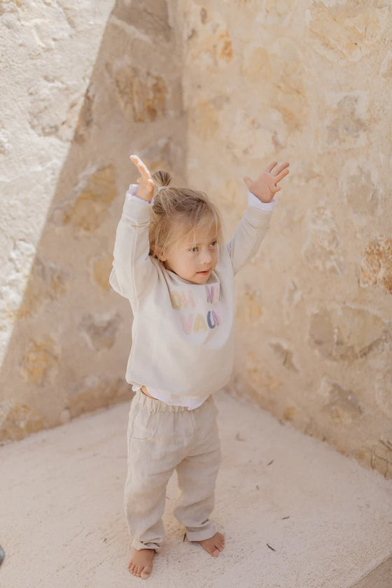 Oversized Sweatshirt 'oh hey vacay' - beige